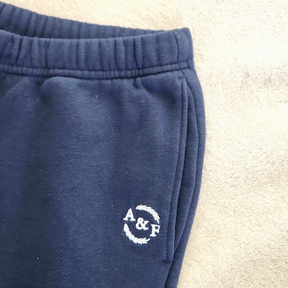 Abercrombie & Fitch Kids navy blue sweatpants - Picture 3 of 6